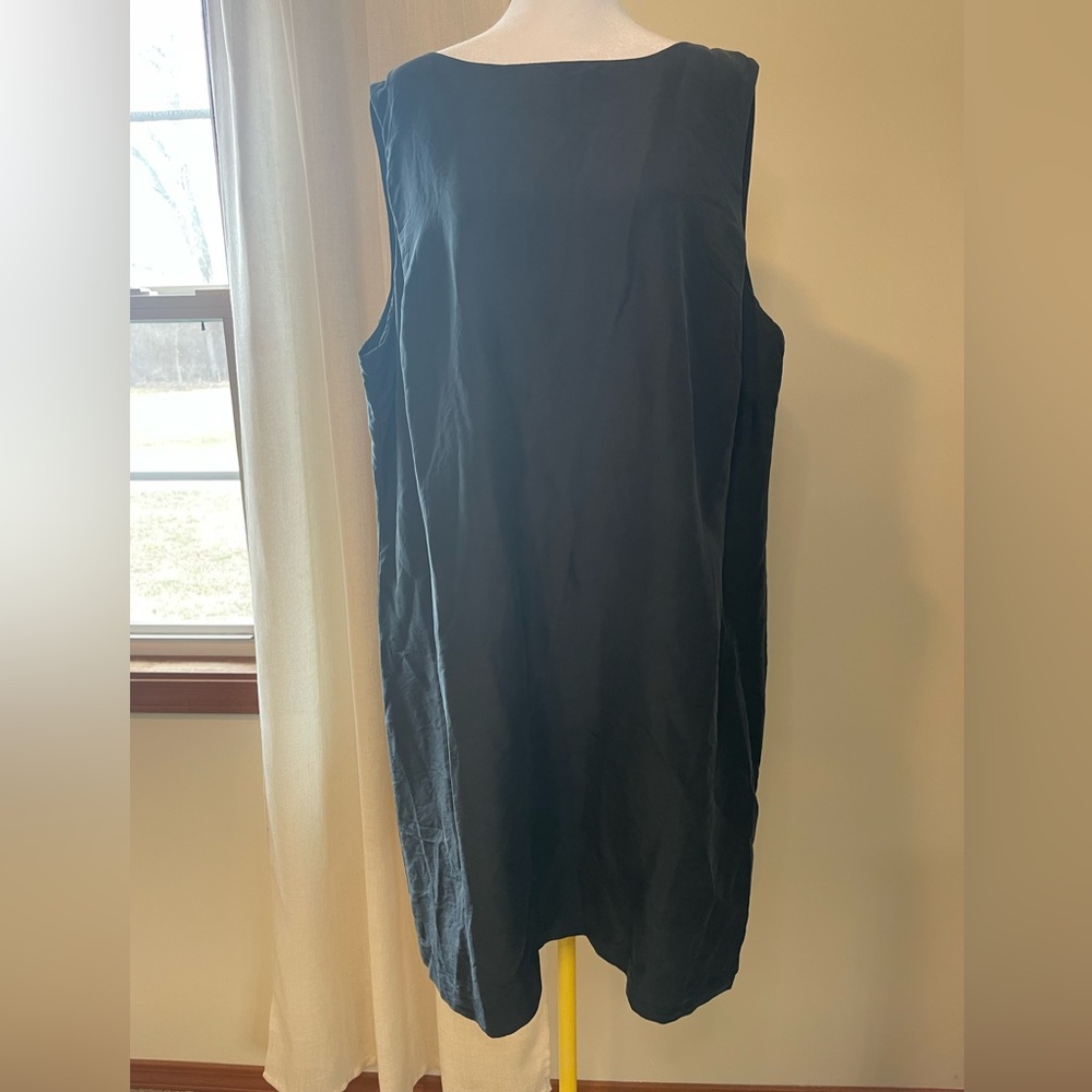Valerie Stevens Black Silk Midi Dress